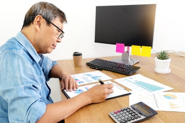 Tax-Efficient Investing 2025: Strategies to Minimize Your Tax Burden